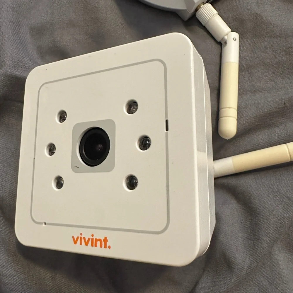 Vivint surveillance cameras